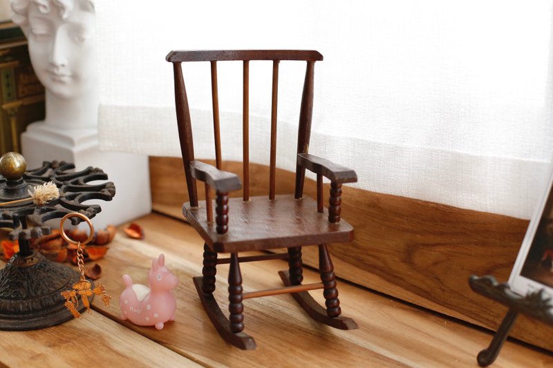 全手工制50年代可爱古董迷你老摇椅 - 摆饰 - 木头 咖啡色