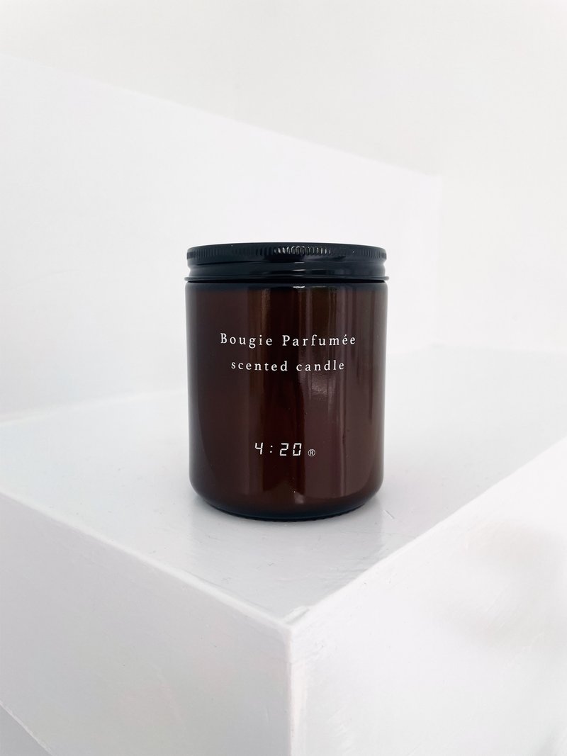 4:20 vibin lab 环保天然大豆精油香氛蜡烛  大棕瓶 250ml - 香薰/精油/线香 - 玻璃 咖啡色