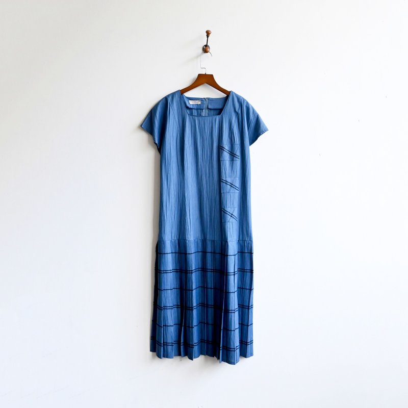 【蛋植物古着】流水絮语日本制短袖古着洋装 - 洋装/连衣裙 - 其他人造纤维 蓝色