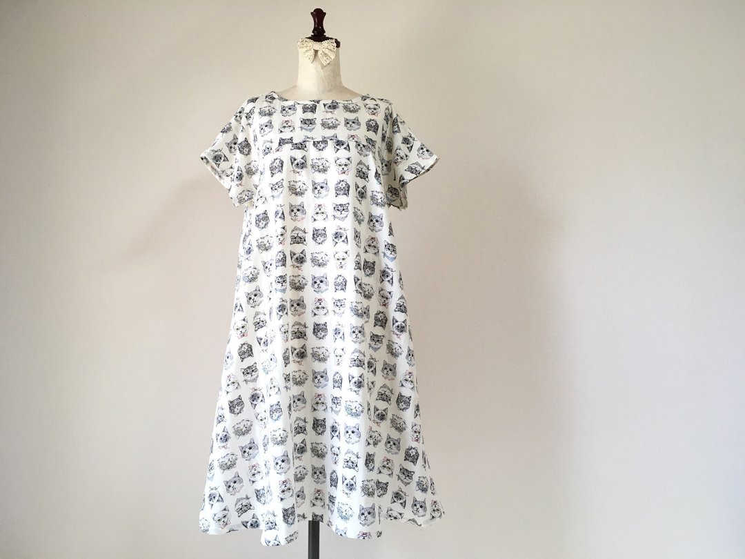 Spoofed Cat Flare One Piece Double Gauze Off White - 洋装/连衣裙 - 棉 白色