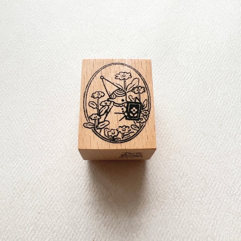 【Two Black Circles - 2022 印章系列 Vol. 1】花卉小专家/ 大 - 印章/印台 - 橡胶 