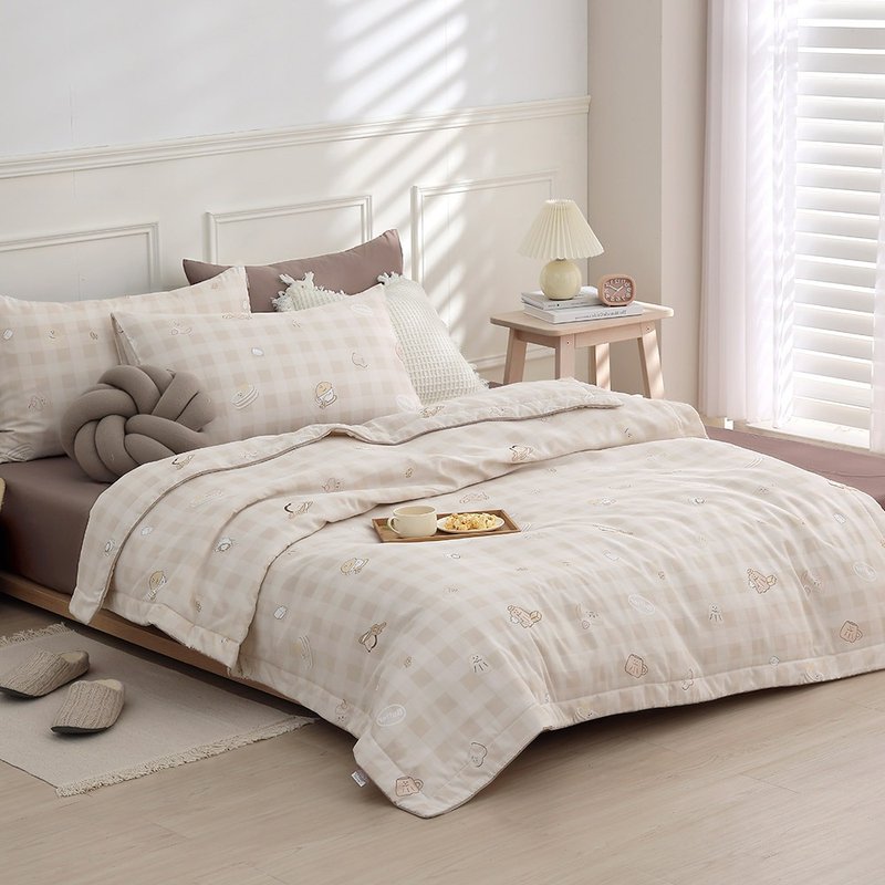 【The Butters 奶油家族联名款】甜点时光吸湿排汗天丝凉被－5x6 尺 - 被子/毛毯 - 聚酯纤维 多色