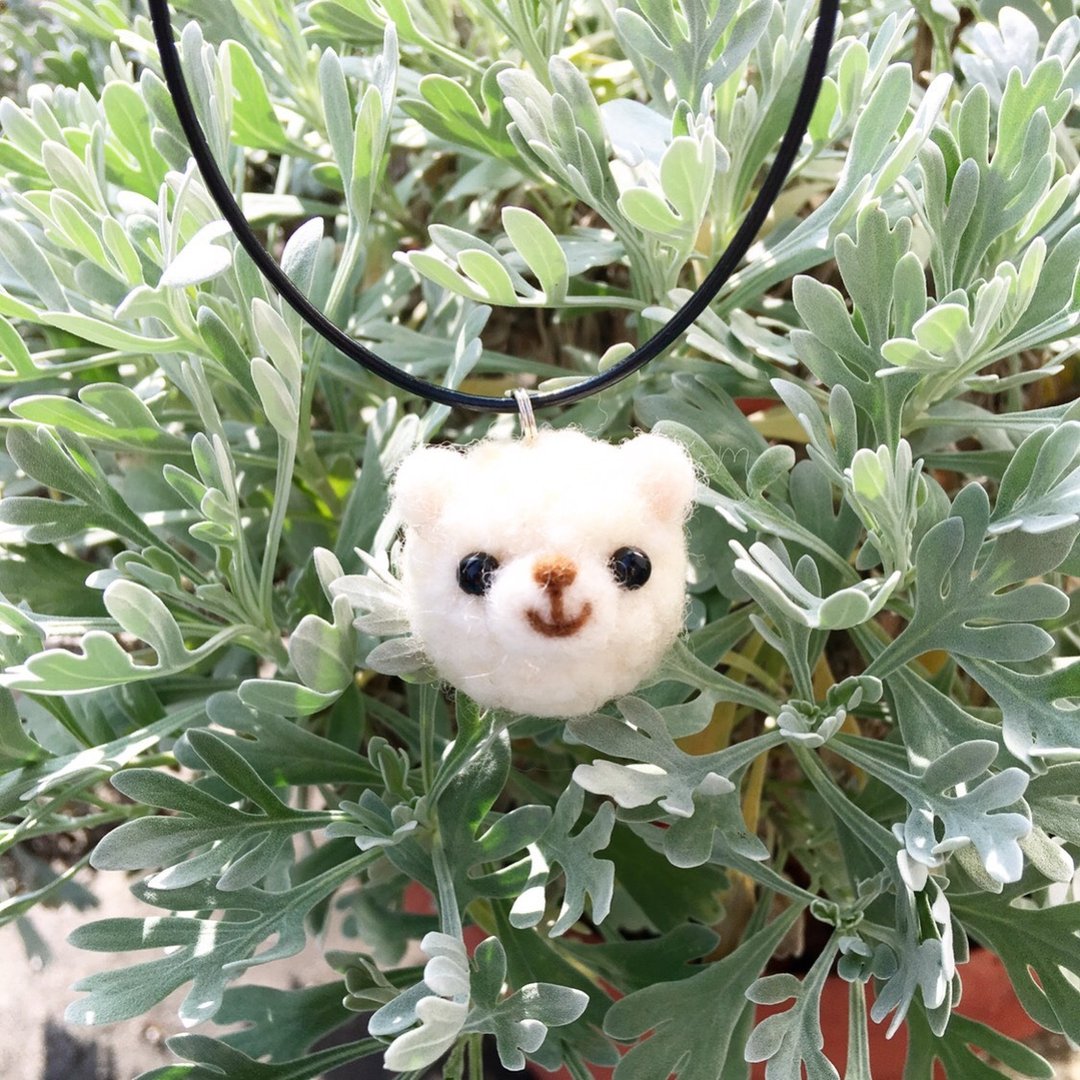 羊毛毡羊驼/草泥马头项链 - 项链 - 羊毛 白色