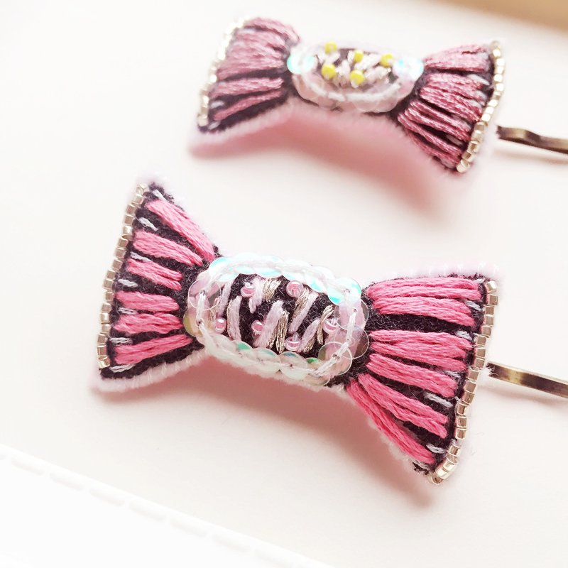 Koko Loves Dessert // 我把青春卖给你 - 不溶你口糖果发夹(单颗) - 发饰 - 真皮 粉红色