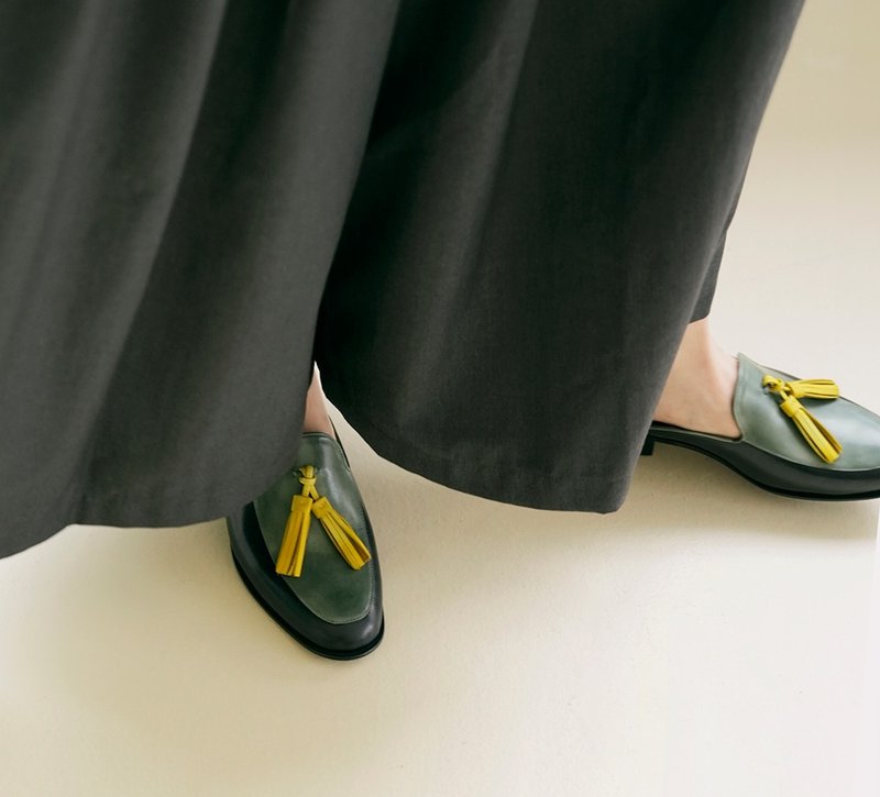 流苏乐福拖鞋 - 绿灰 - 女款休闲鞋 - 真皮 绿色