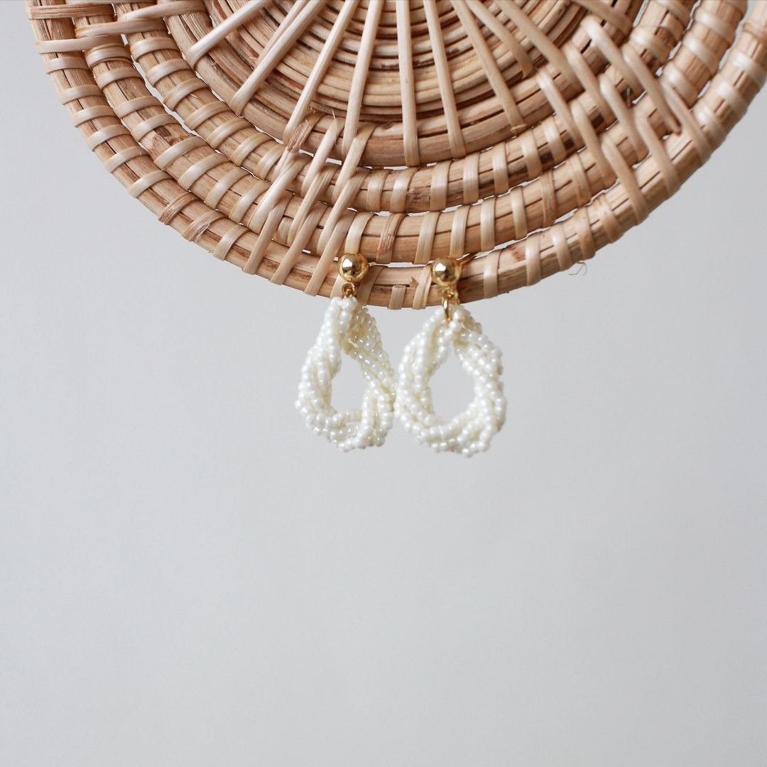串珠耳饰_白色圈圈/珍珠白/beading earing - 耳环/耳夹 - 玻璃 白色