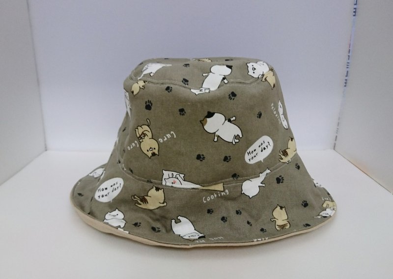 猫咪生活&浅卡其素色双面渔夫帽/遮阳帽 - 帽子 - 棉．麻 卡其色