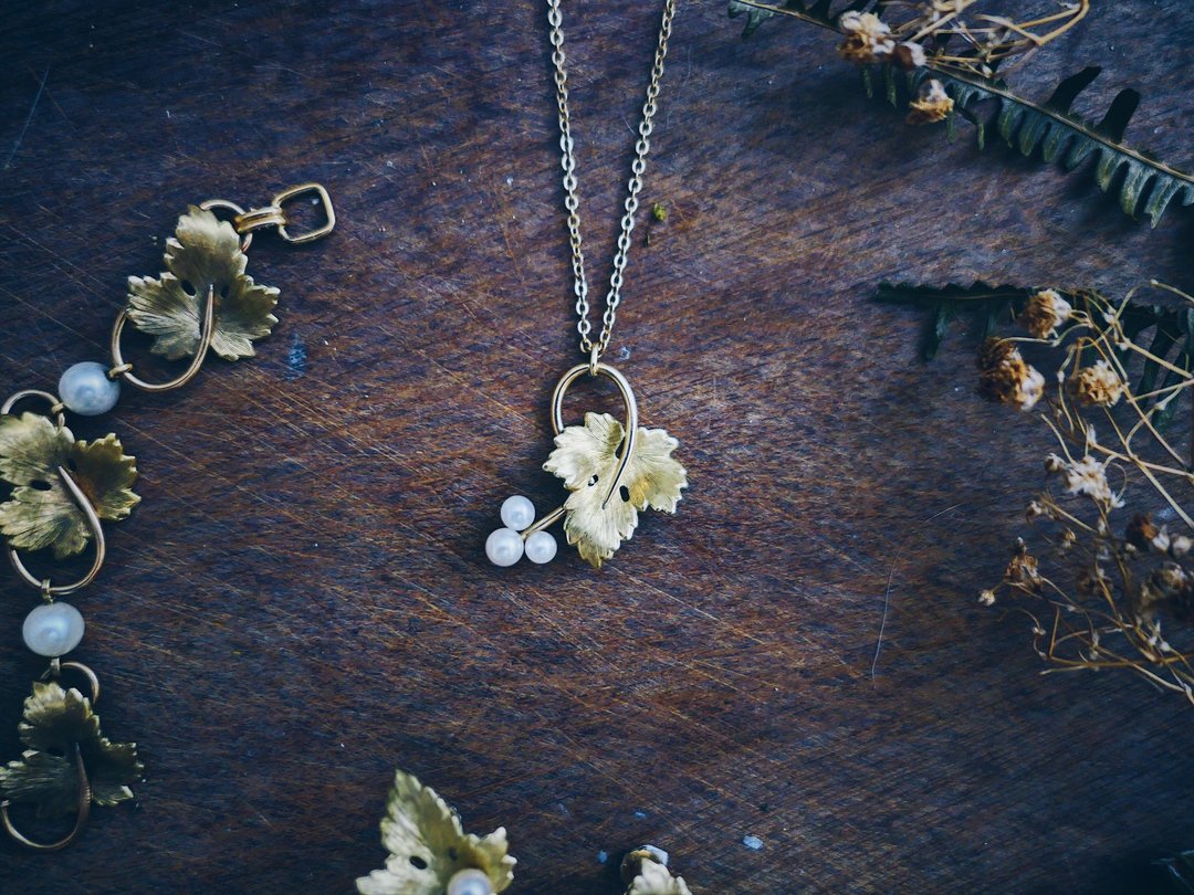 Krementz 葡萄叶珍珠项链—美国古董首饰 Vintage Jewelry - 项链 - 珍珠 