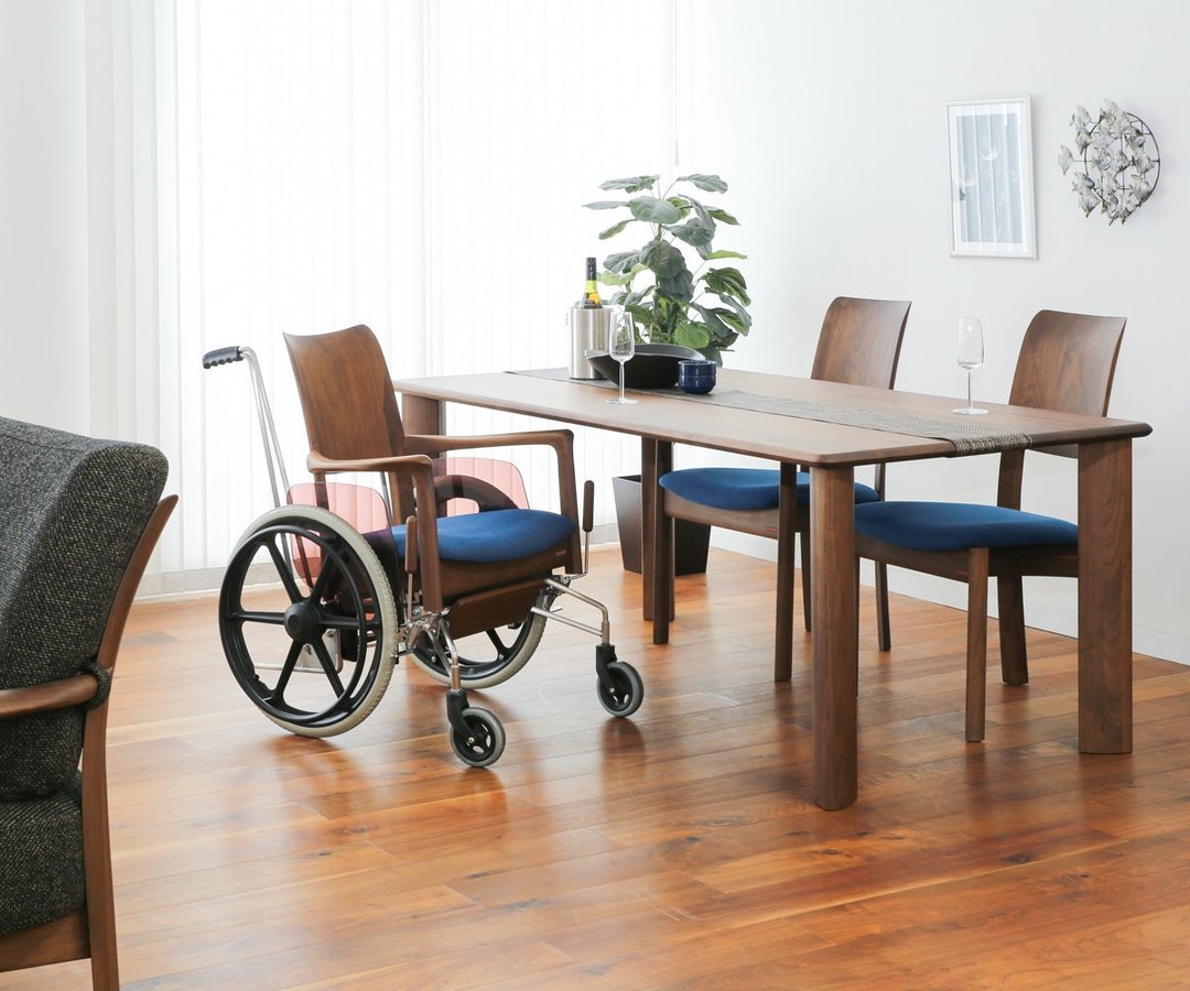 飞驒家具 shirakawa RAPT wheelchair WS 附看护用把手 - 椅子/沙发 - 木头 咖啡色