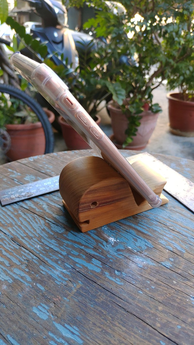 老料新作台湾肖楠木鲸鱼造形手机座 - 手机座/防尘塞 - 木头 