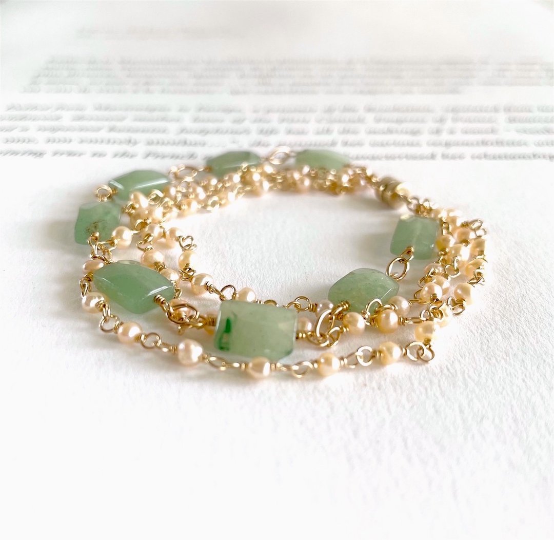 Rectangle aventurine and small keshi pearl quadruple breath k14gf 17cm - 手链/手环 - 半宝石 多色