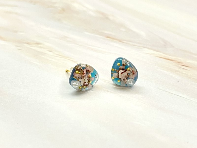 真花耳环 粉红配粉蓝色 925纯银镀18K金耳针 可改耳夹 - 耳环/耳夹 - 植物．花 粉红色