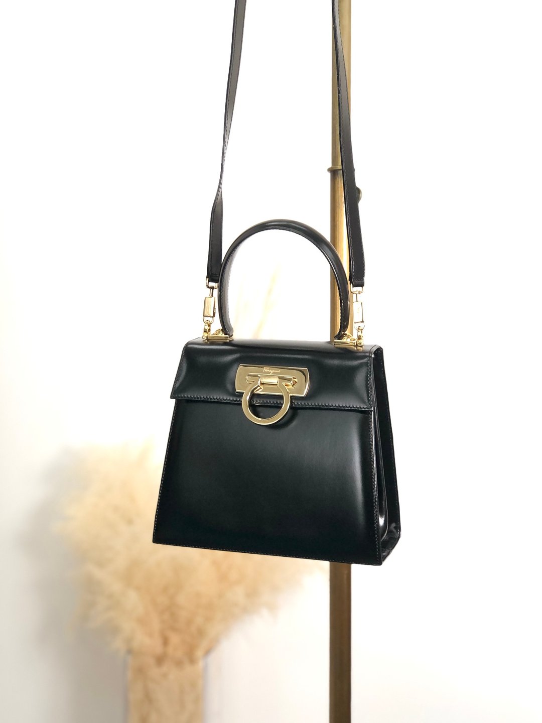 [日本直送品牌二手包] Salvatore Ferragamo 单肩包黑Gancini 皮革 2way 迷你包 vbbuay - 侧背包/斜挎包 - 真皮 黑色