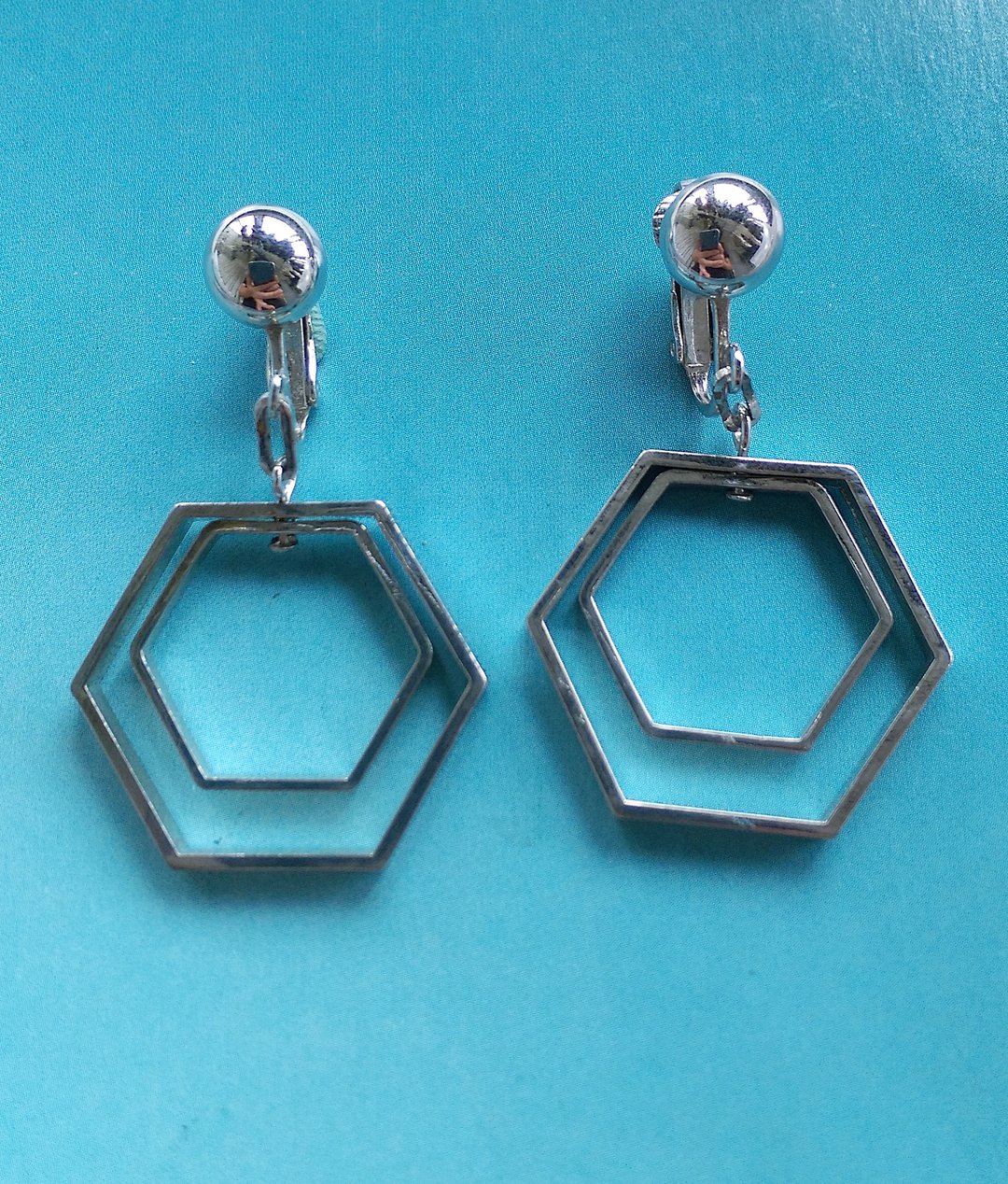 Vintage Jewelry 西洋古董饰品 银色调 普普都会垂坠 夹式耳环 - 耳环/耳夹 - 其他金属 银色