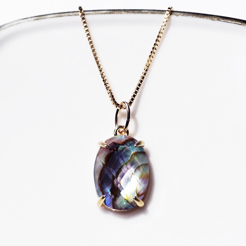 Rainbow underwater avalon shell and crystal oval cabochon necklace - 项链 - 宝石 多色