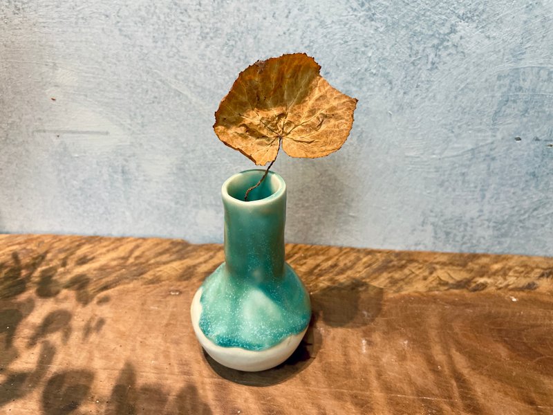 如梦令花器。时尚老灵魂。古风时器 来一场桌上的穿越 - 花瓶/陶器 - 瓷 绿色