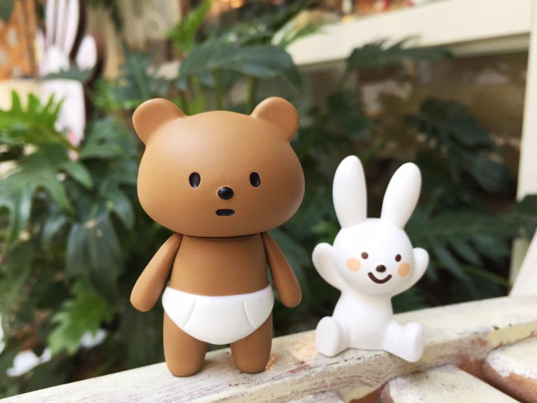 【香港FLUFFY HOUSE】尿布熊与捣蛋兔组 (Nappy Bear) - 玩偶/公仔 - 纸 咖啡色