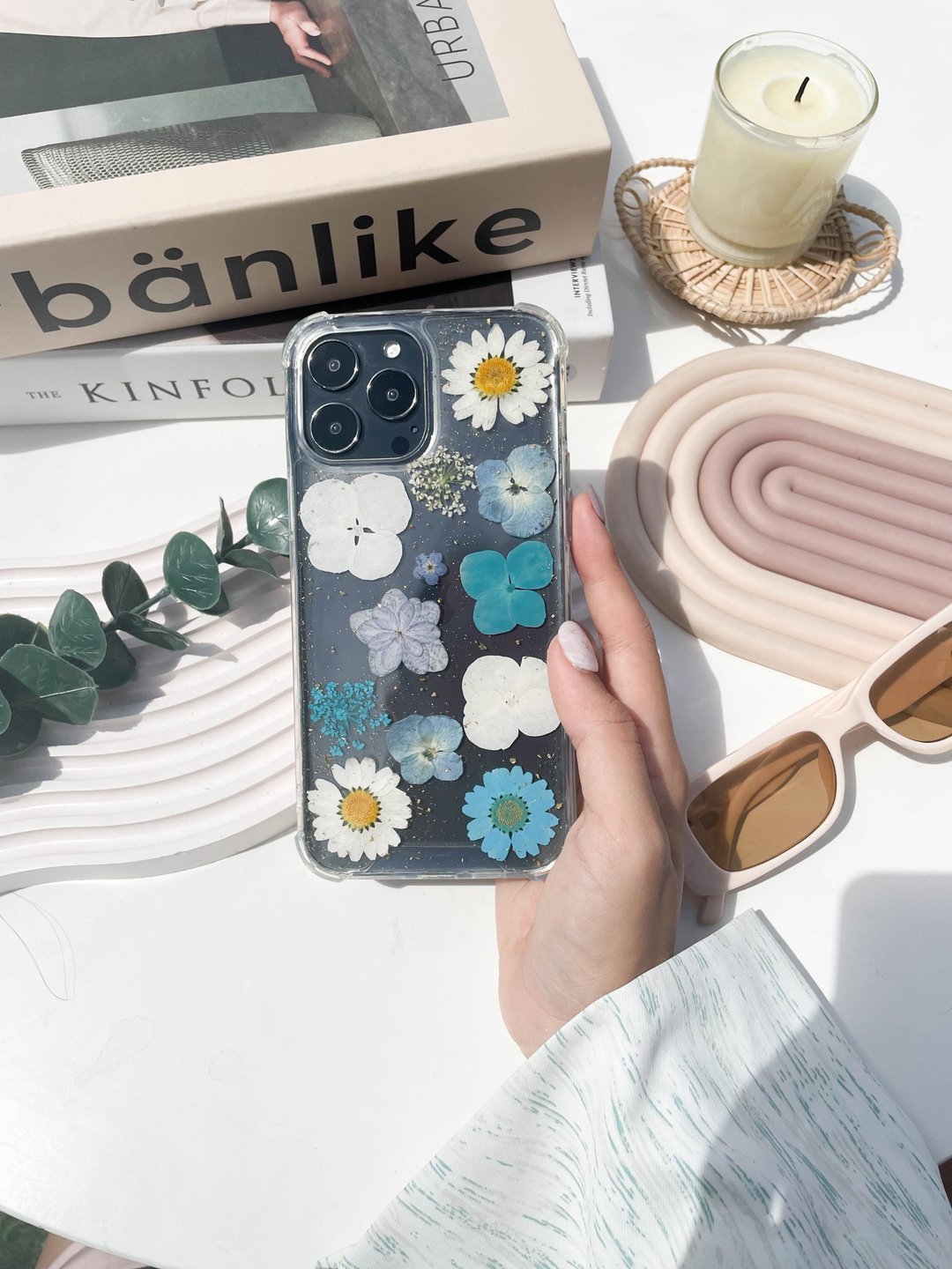 Breezy B4, pressed flower phone case | Handmade - 手机壳/手机套 - 树脂 蓝色
