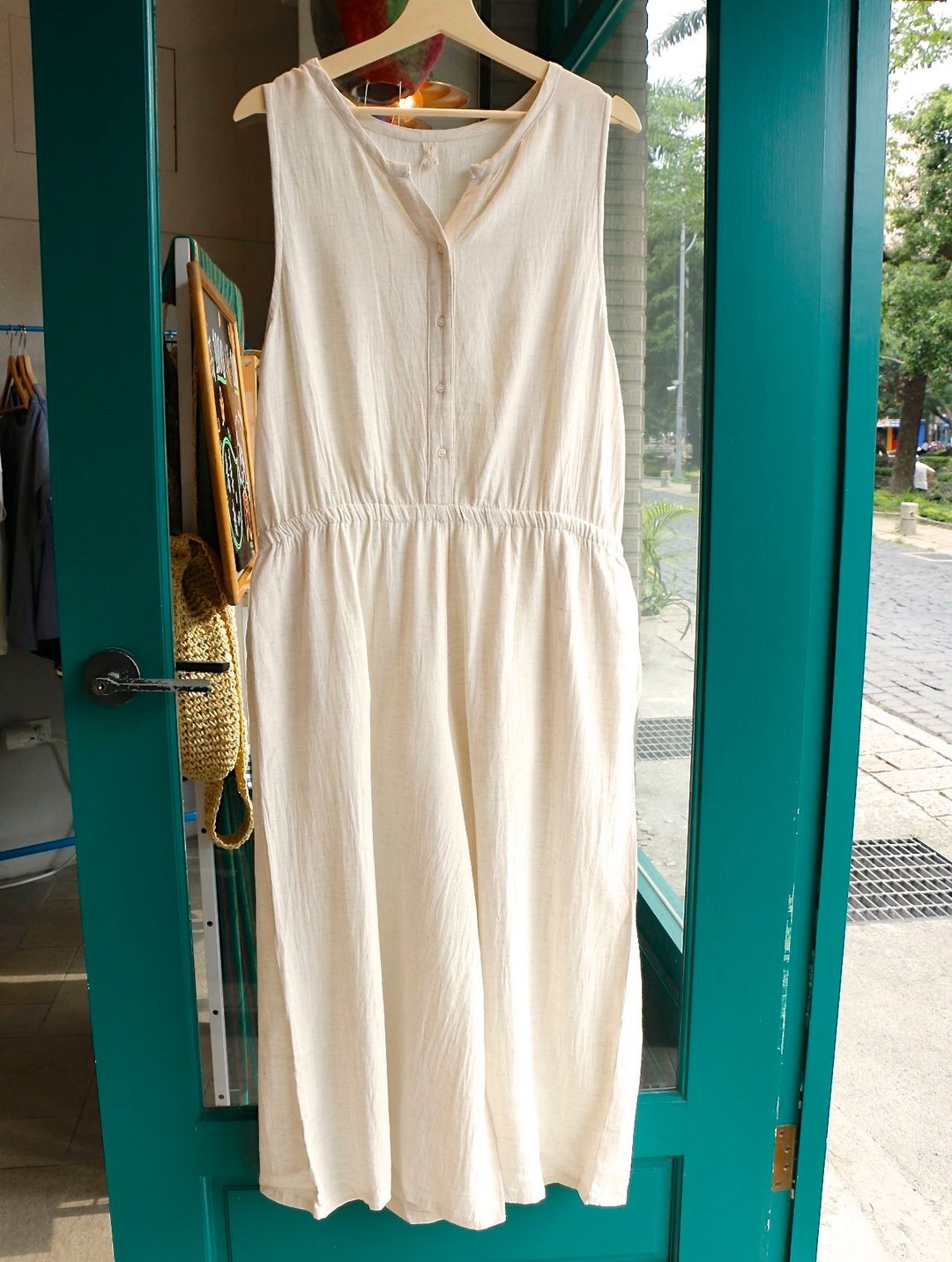 Purin select zakka棉麻v领宽松连身裤/米(bj1603043) - 洋装/连衣裙 - 棉 白色