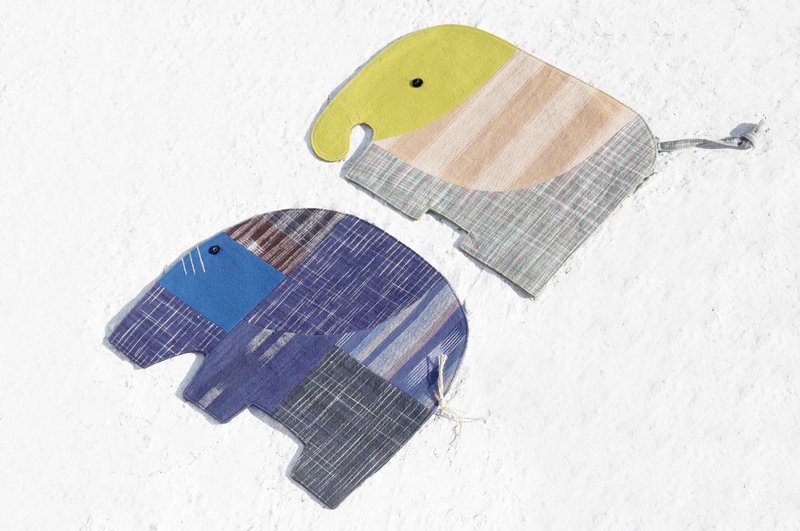 圣诞礼物 交换礼物 圣诞市集 限量手工/手感织布桌垫/餐垫/编织感餐垫 / Boho民族风餐垫 / indigo 蓝染餐垫 - 色块拼布的大象 - 餐垫/桌巾 - 棉．麻 多色