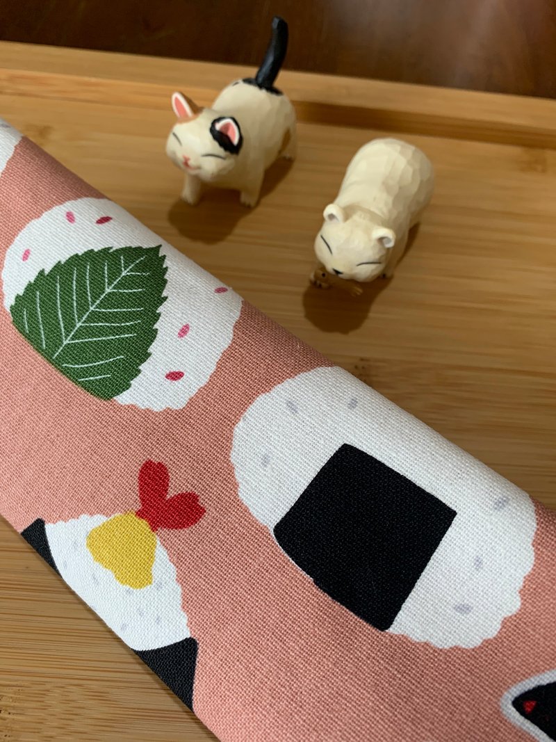 文青风环保纯棉筷袋 ~ 饭团之家 美味 柔粉 三角寿司 日本 潮物 - 收纳用品 - 棉．麻 粉红色