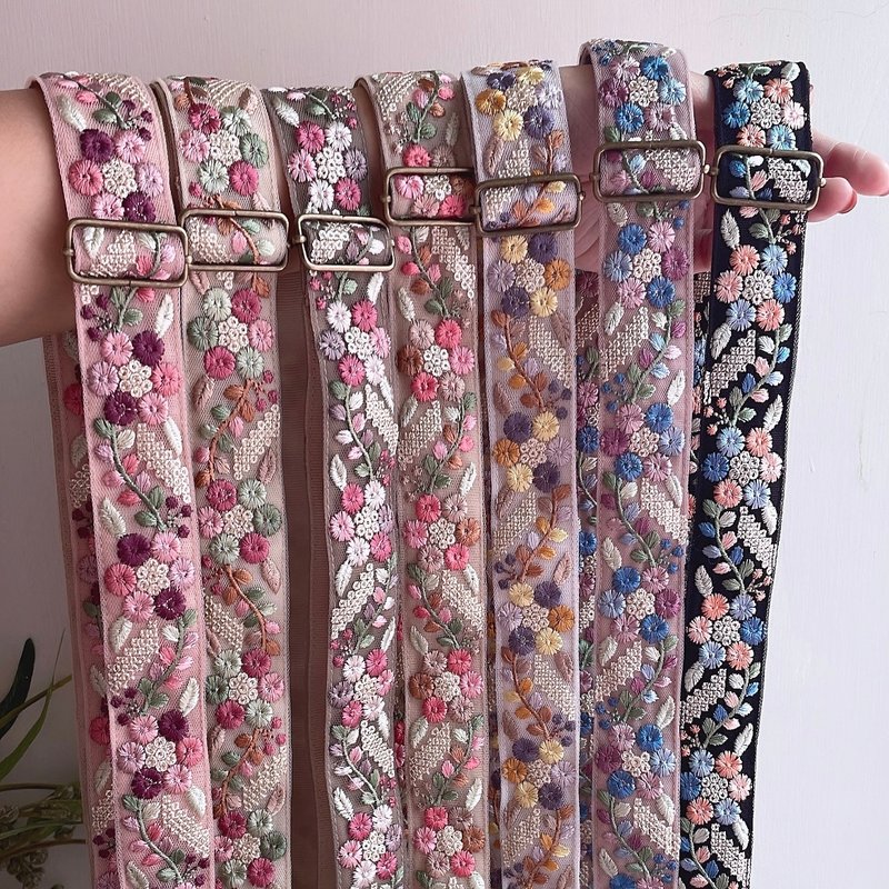 刺绣手机背带 可调节背带 好烦小姐 - 手机配件 - 其他人造纤维 蓝色