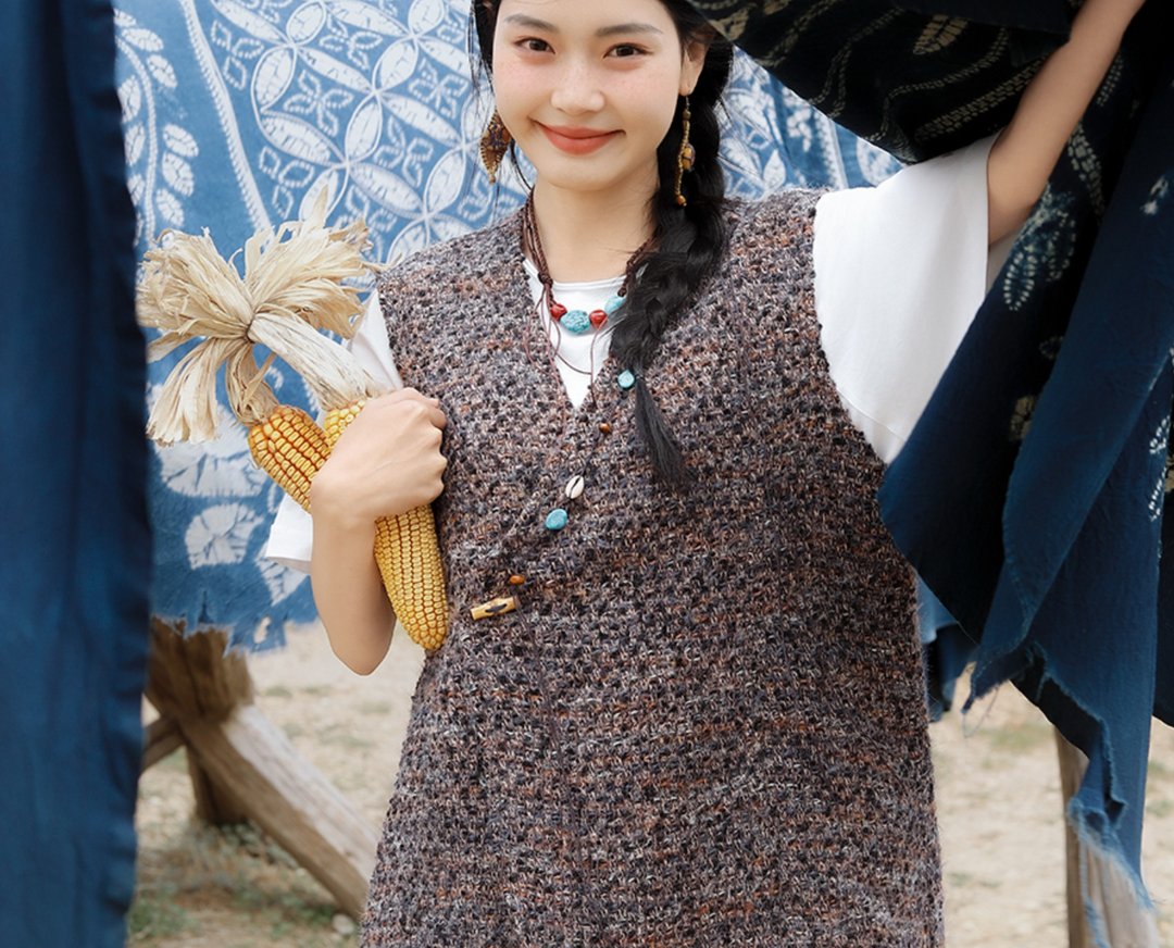 【藏地诗集】 城市游牧风/油画感背心 - 女装背心 - 羊毛 卡其色