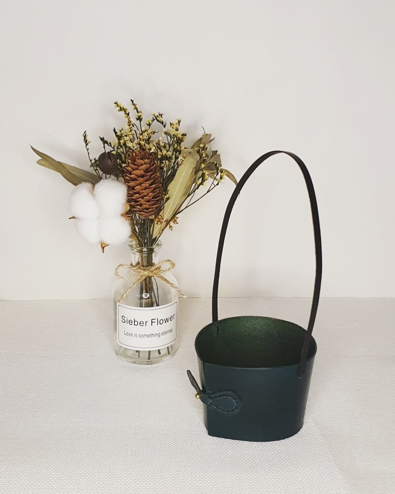 VOIR 俐落复古原子扣杯套【可调整大小】 - 随行杯提袋/水壶袋 - 真皮 绿色