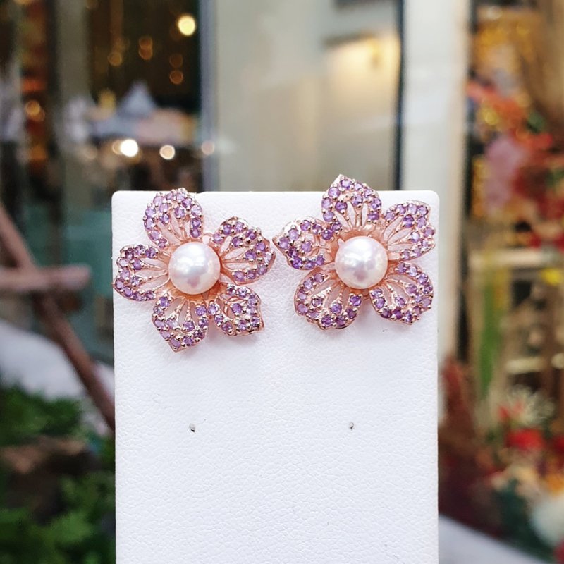 Pink sapphire earrings with pearl - 耳环/耳夹 - 宝石 粉红色