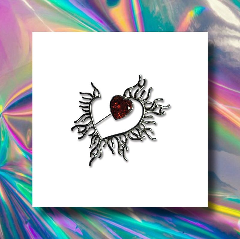 SITA  : Earrings Heart fire - 胸针 - 纯银 银色