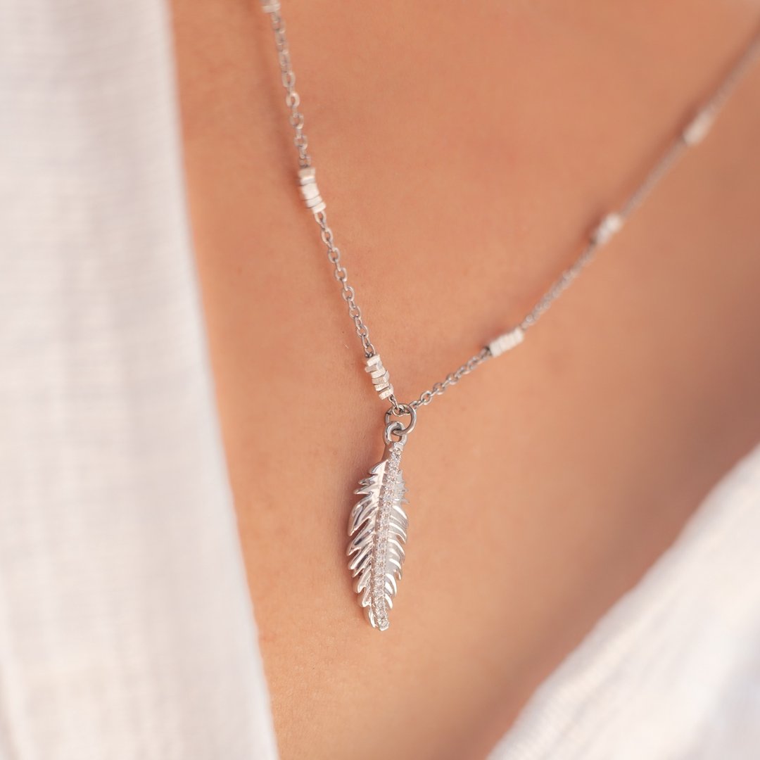 Song of Celebration Feather Necklace - 项链 - 琉璃 