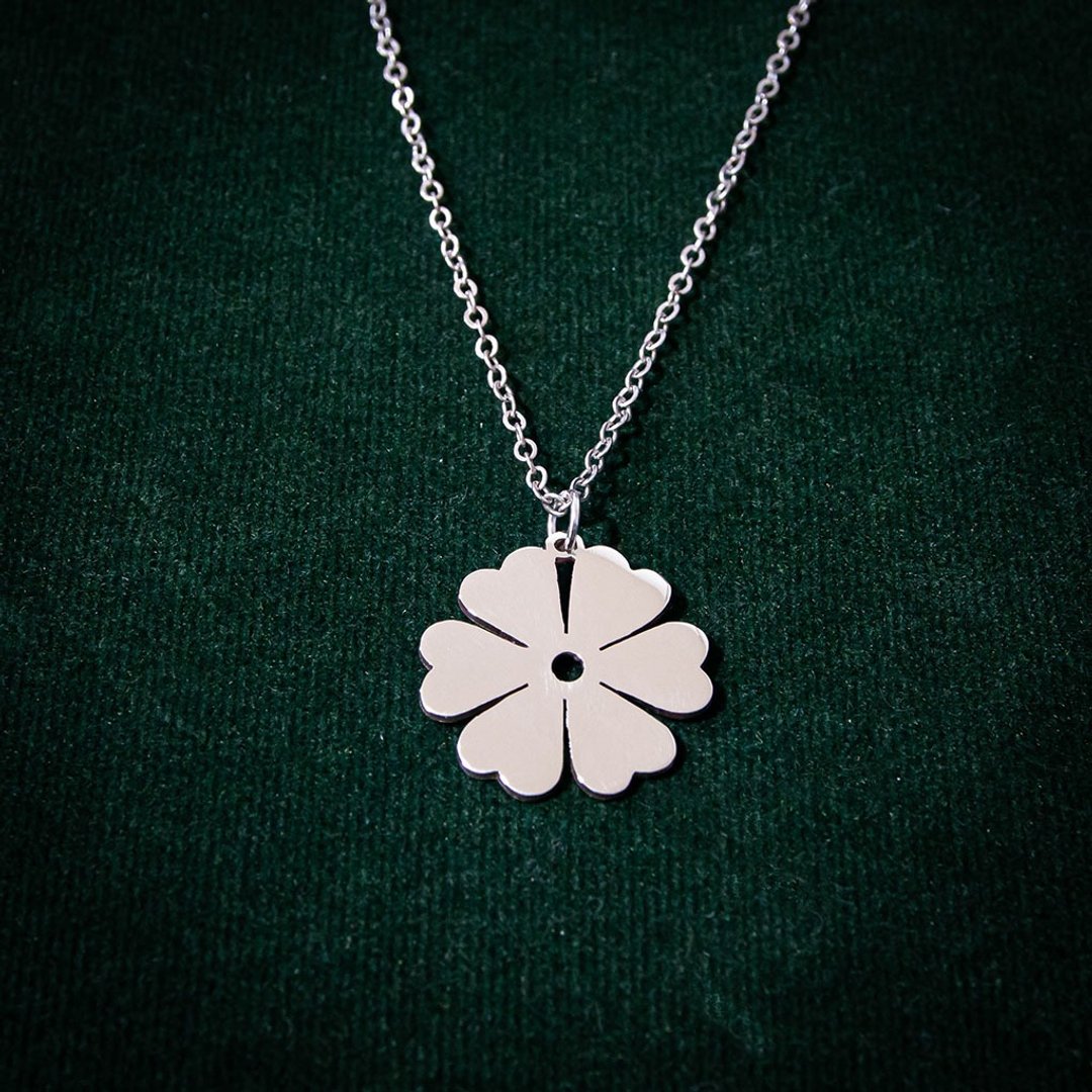 Handmade small minimal flower pendant - 项链 - 银 银色