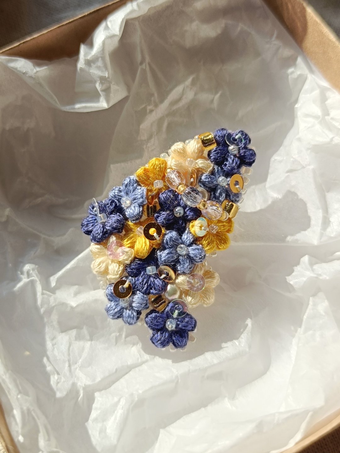 crochet butterfly mini / 刺绣线胸针 - 胸针 - 绣线 