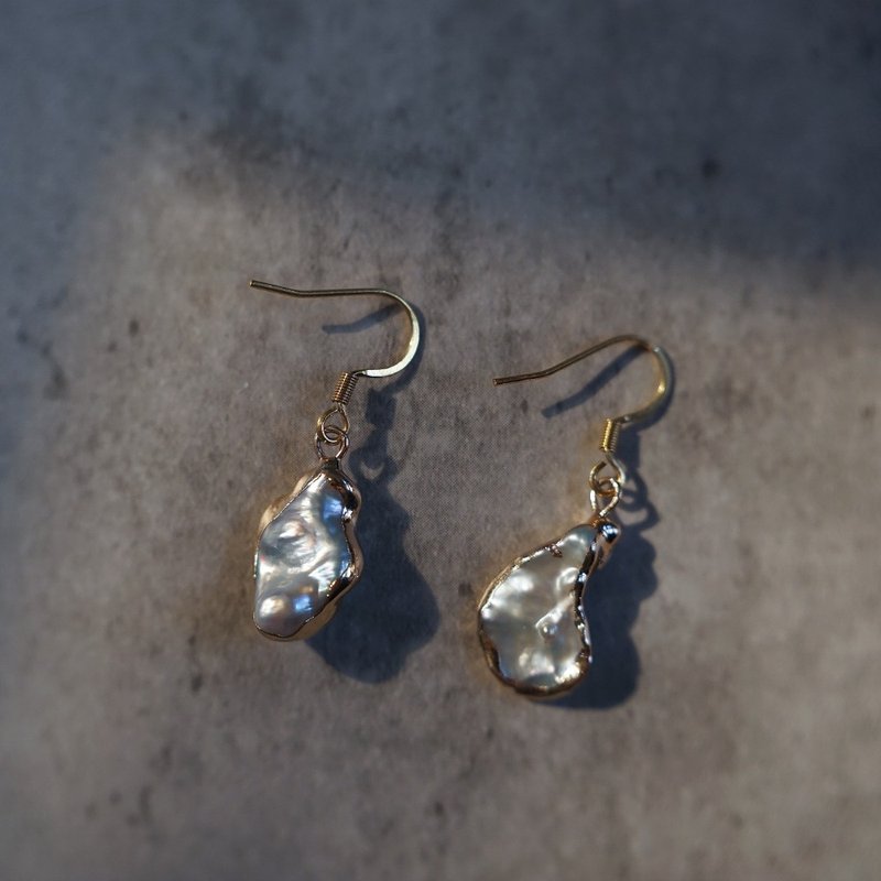 金边巴洛克珍珠耳环耳坠 - 耳环/耳夹 - 珍珠 银色