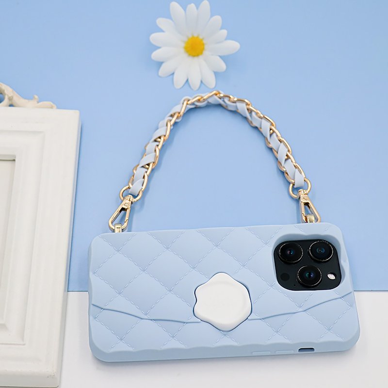 【Candies】iPhone 14 系列 - 经典小香风晚宴包 湖水蓝 手机壳 - 手机壳/手机套 - 硅胶 蓝色