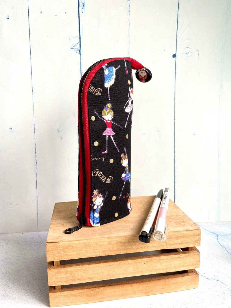 芭蕾舞直立式笔袋--毕业 生日 圣诞 新年 交换礼物 有2款 - 铅笔盒/笔袋 - 棉．麻 