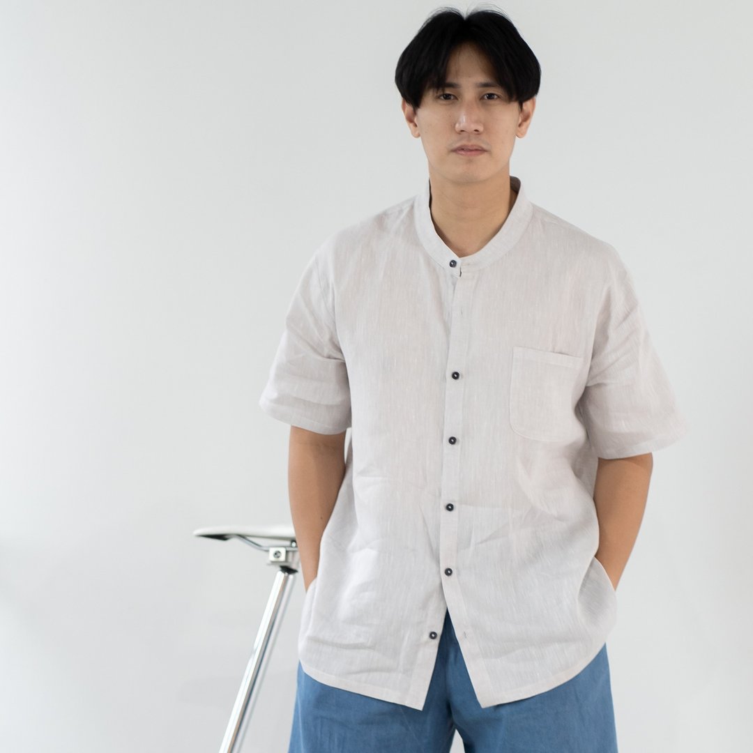 Blue &amp; J Natural Linen Shirt with Black Buttons - Very Light Grey - 男装衬衫 - 亚麻 白色
