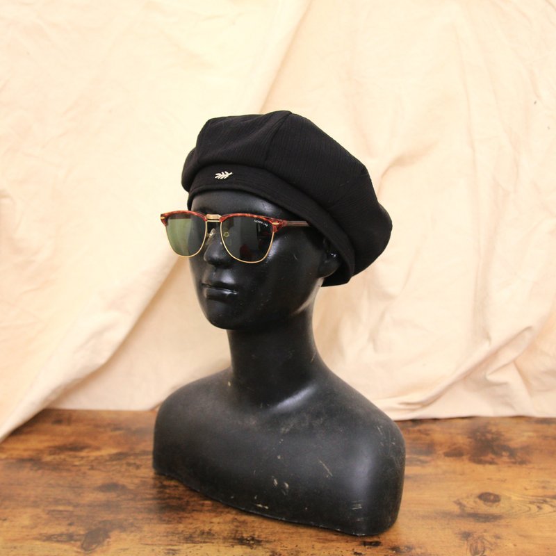 Back to Green:: 复古报童帽 正黑 小logo d-48//vintage hat - 帽子 - 棉．麻 