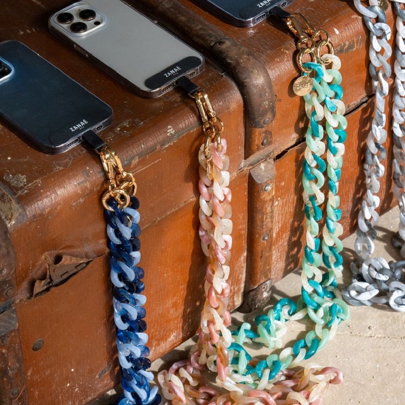 ZANAE 纯净风格手机壳/手机皮套颈挂链  四色任选 - 挂绳/吊绳 - 压克力 