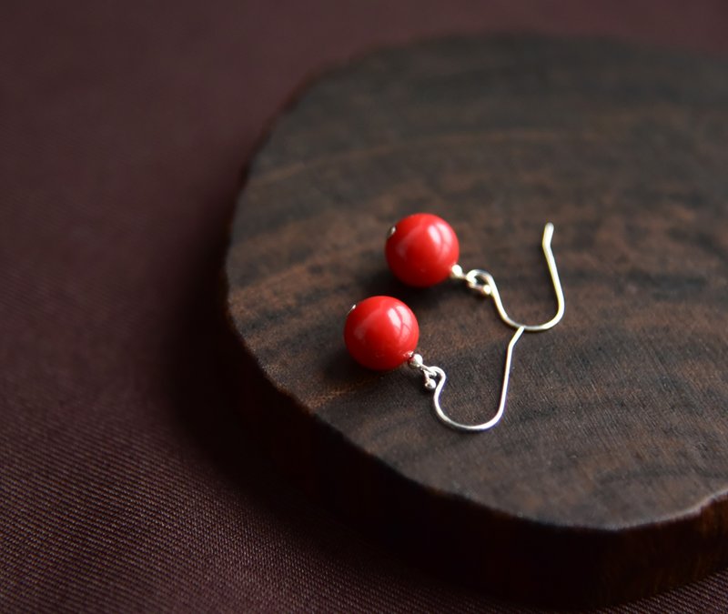 【大红豆 】传统朱砂红纱辟邪挡煞925银简约耳坠耳环 - 耳环/耳夹 - 其他材质 红色