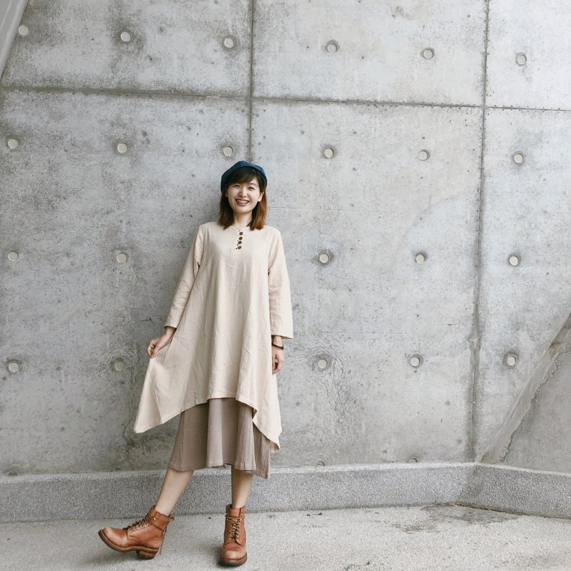 带一点诗意麻质长袖连衣裙 |米白色 - 洋装/连衣裙 - 棉．麻 卡其色