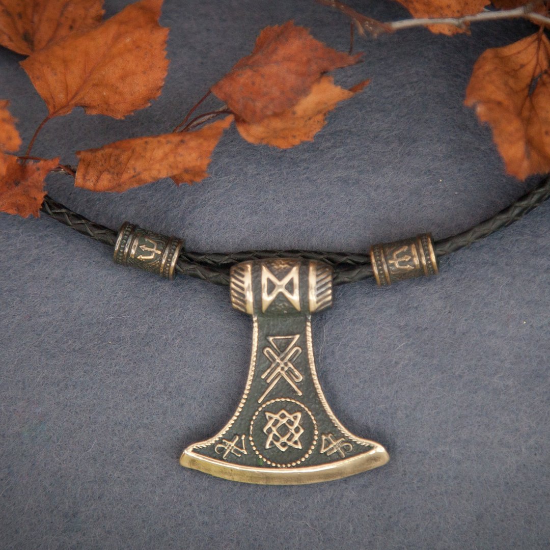 axe pendant with star on leather cord. Pagan jewelry. Handmade Viking necklace. - 项链 - 其他金属 橘色