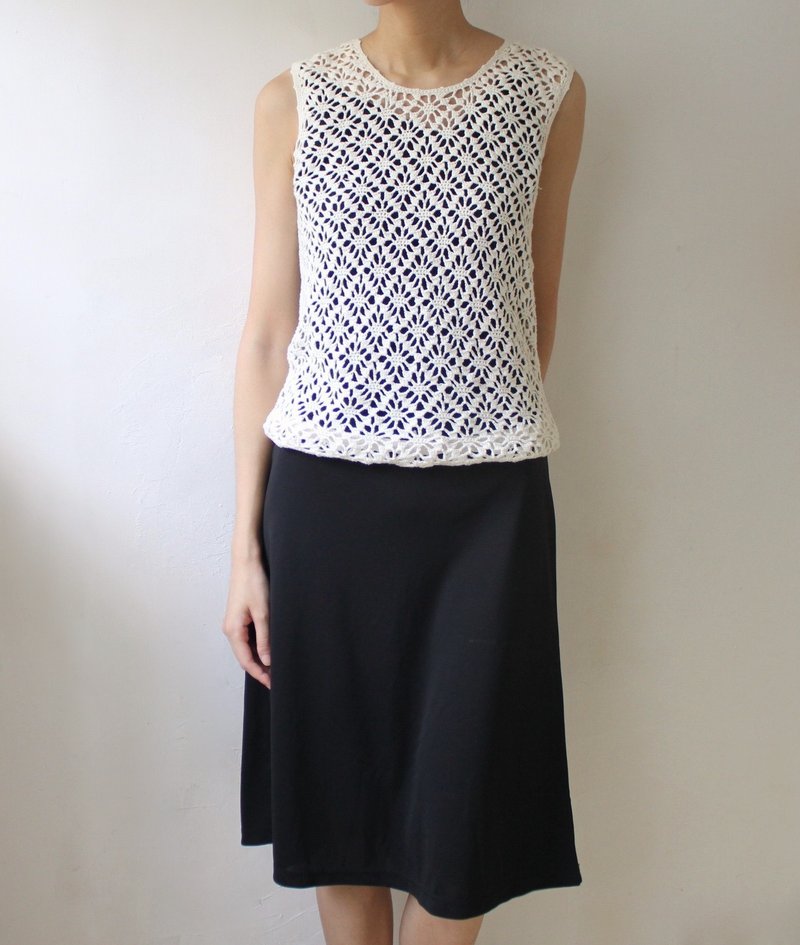 FOAK古着 复古米白花型钩织背心 - 女装背心 - 棉．麻 