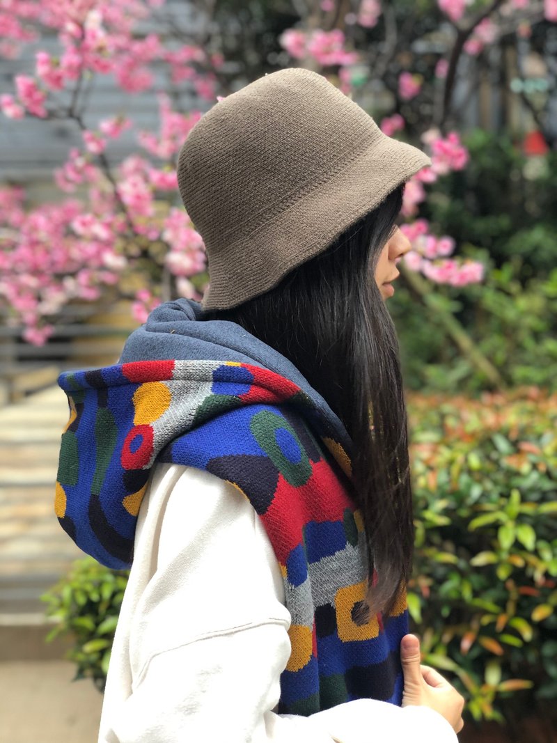 Oops 几何-连帽脖围-连袖围巾-交换礼物 - 围巾/披肩 - 其他人造纤维 卡其色