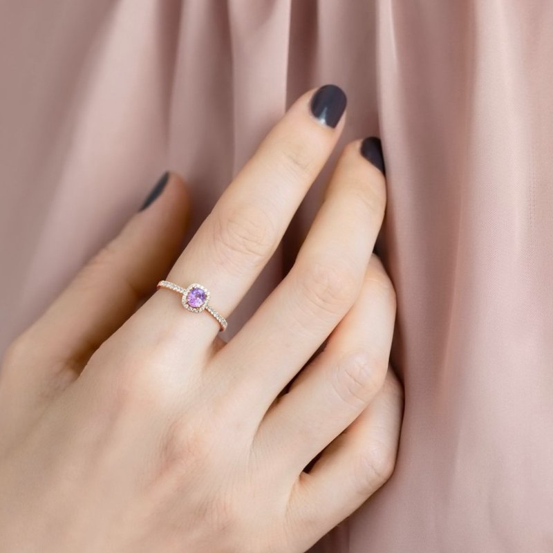 天然椭圆形紫色刚玉 微镶钻石 纯 18K 金戒指 | 定制手工 - 戒指 - 宝石 紫色