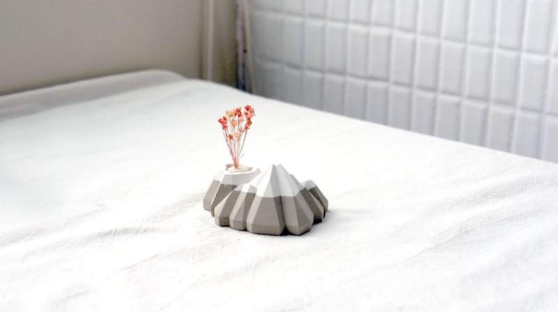 火山线香座(大款)| 干燥花x线香x盘香x扩香石 - 香薰/精油/线香 - 水泥 银色