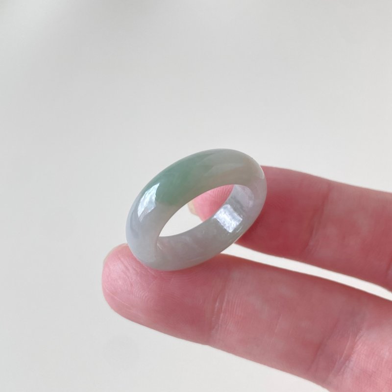 雪梨底带紫飘绿玉戒 | 天然缅甸玉A货翡翠 - 戒指 - 玉石 紫色