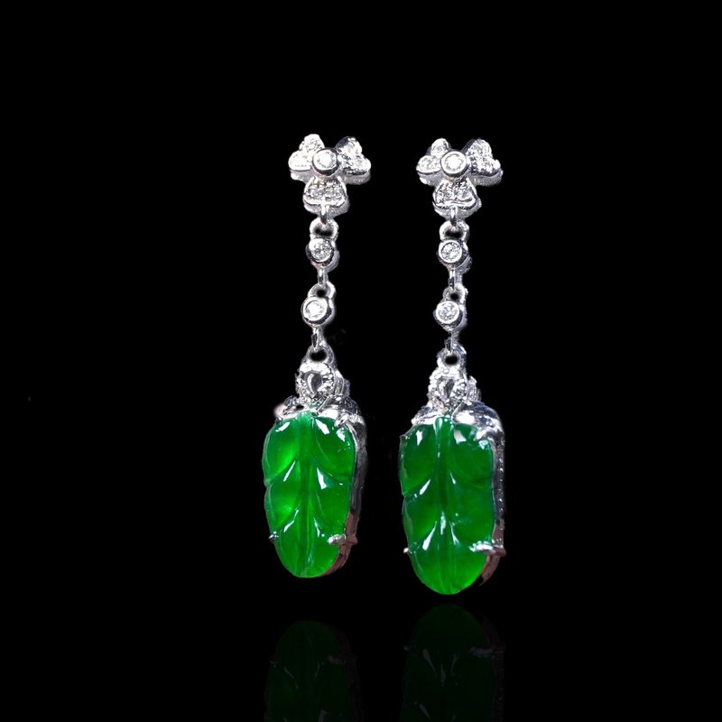 冰种帝王绿翡翠叶子耳环 18K金钻石 | 天然缅甸玉翡翠A货 | 送礼 - 项链 - 玉石 绿色