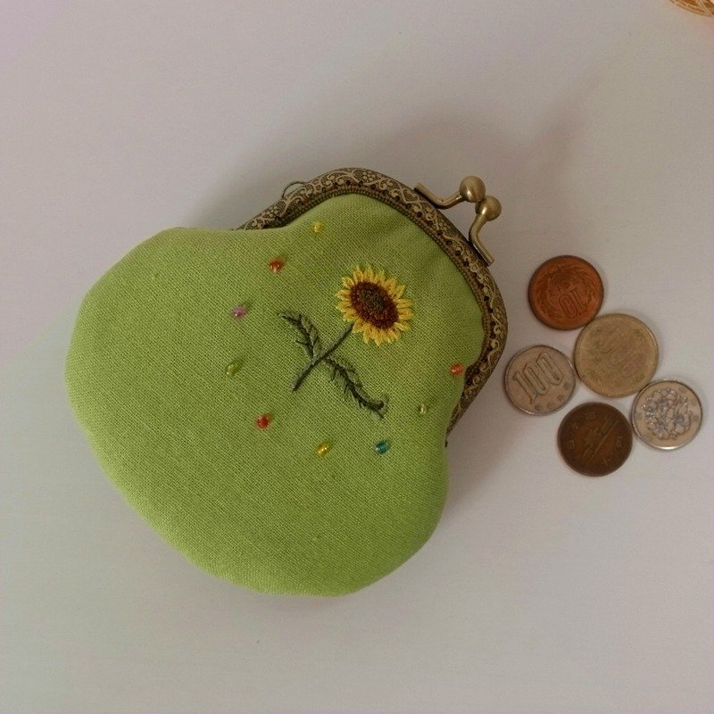 [果綠向日葵系列] 手工刺繡口金包零錢包 - 零钱包 - 棉．麻 绿色
