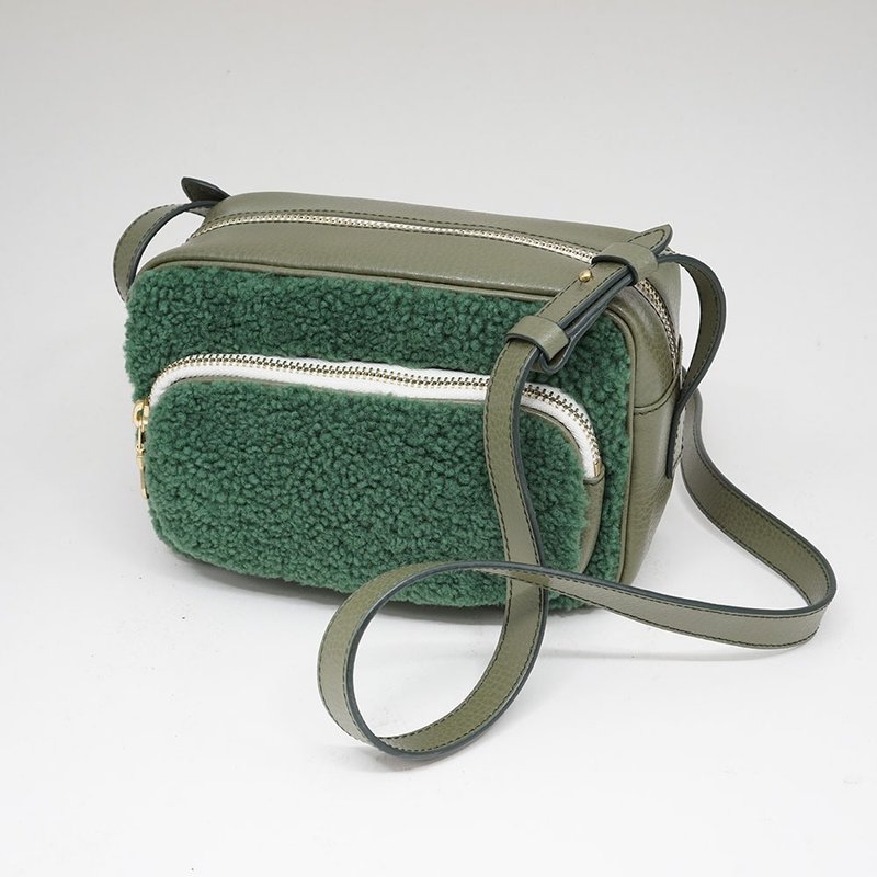 【Liens相机包】 抹茶牛奶羊毛款 天然羊毛/牛皮 - 侧背包/斜挎包 - 真皮 绿色